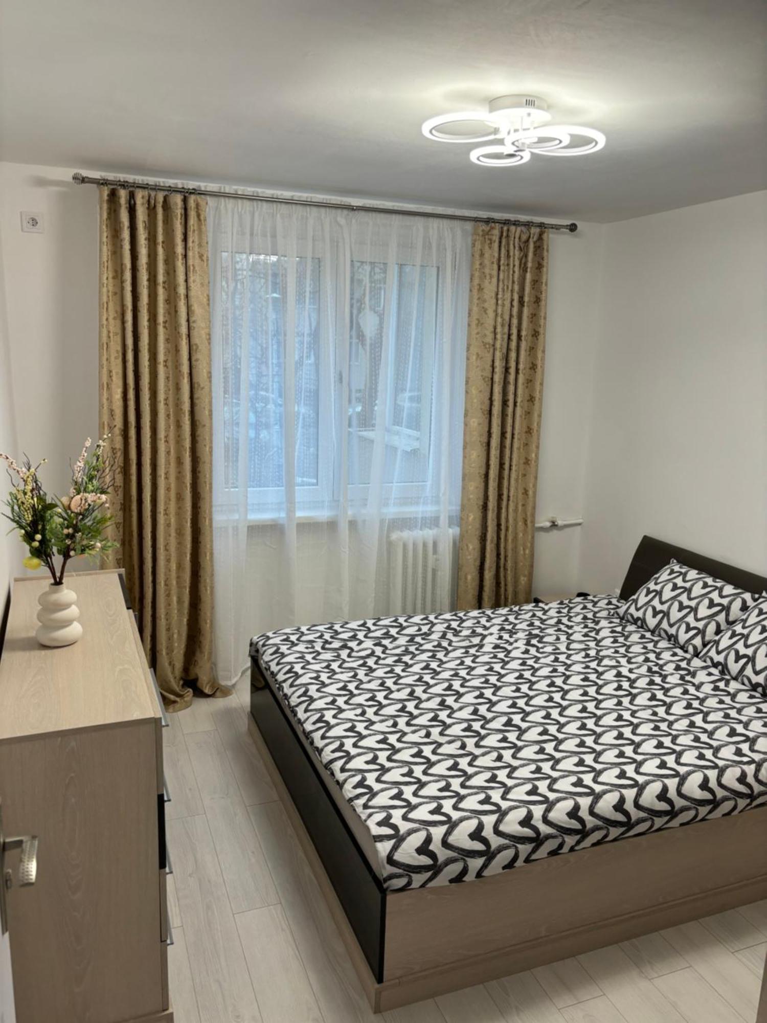 3 Camere Decomandat Bukarest Exteriör bild