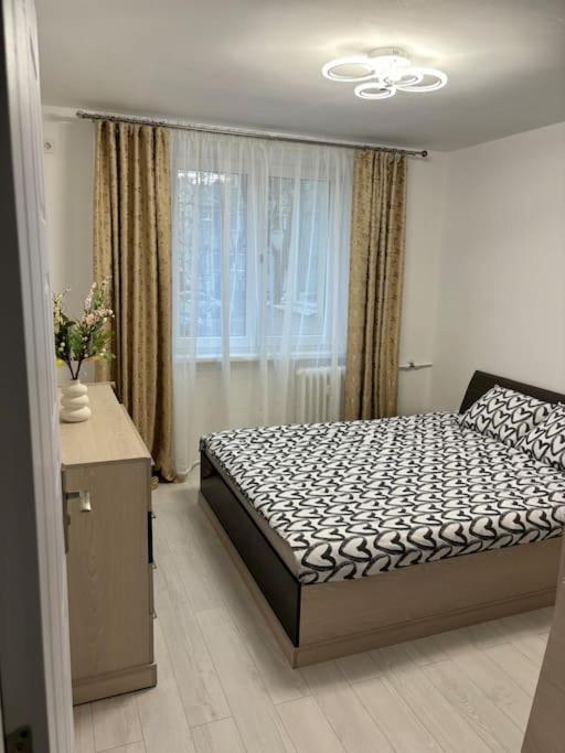 3 Camere Decomandat Bukarest Exteriör bild