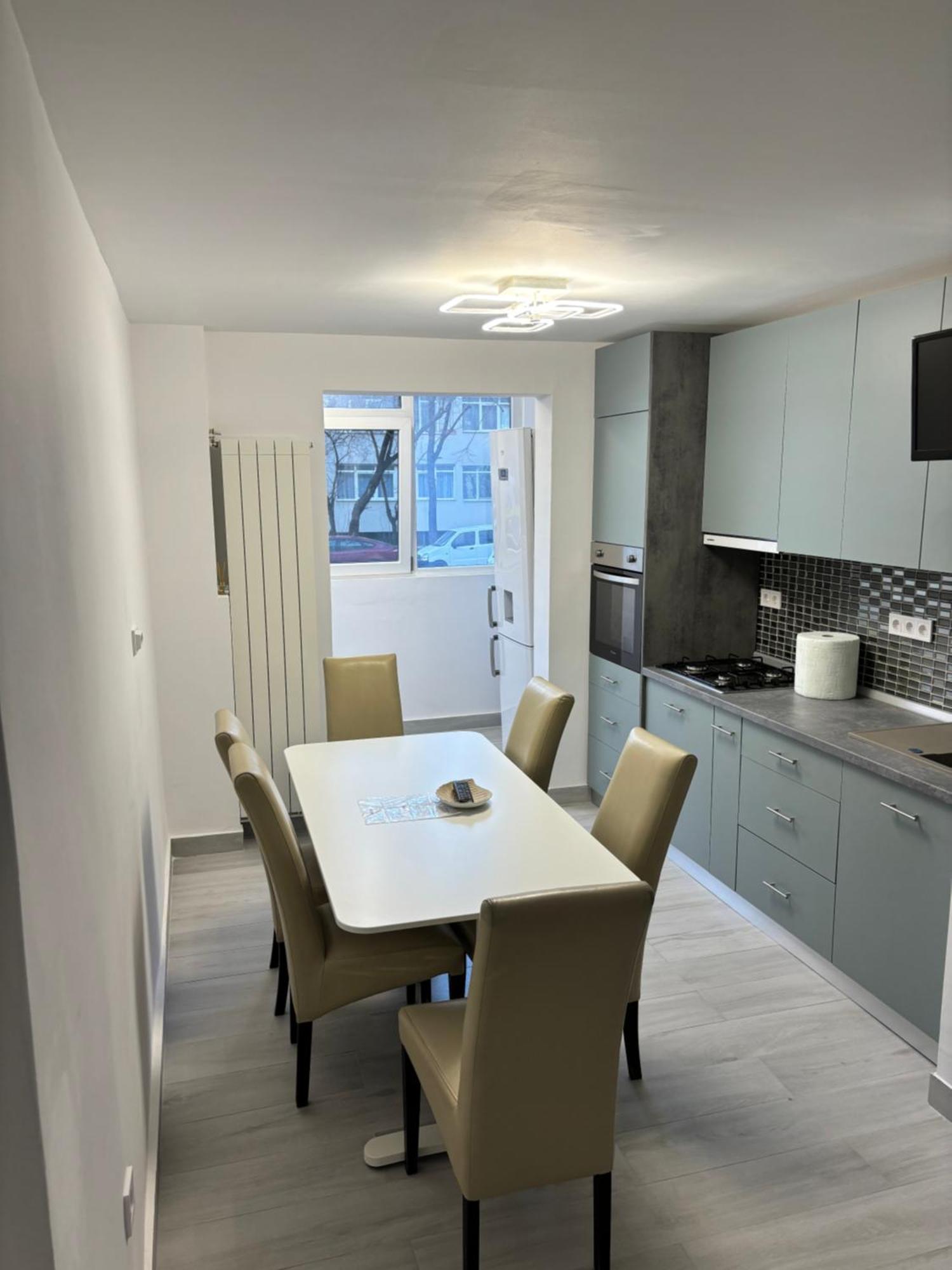 3 Camere Decomandat Bukarest Exteriör bild